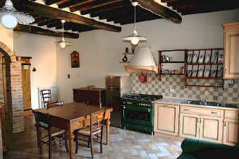 clean Tuscan kitchen